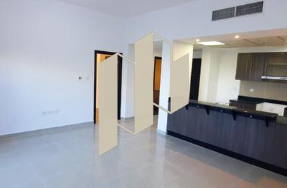 Apartment - 1 Bedroom - 2 Bathrooms for rent in Tower 40 - Al Reef Downtown - Al Reef - Abu Dhabi Apartment - 1 Bedroom - 2 Bathrooms for rent in Tower 40 - Al Reef Downtown - Al Reef - Abu Dhabi