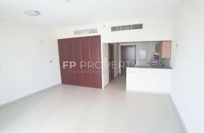 شقة - 1 حمام للايجار في برج الكريكت - مدينة دبي الرياضية - دبي شقة - 1 حمام للايجار في برج الكريكت - مدينة دبي الرياضية - دبي