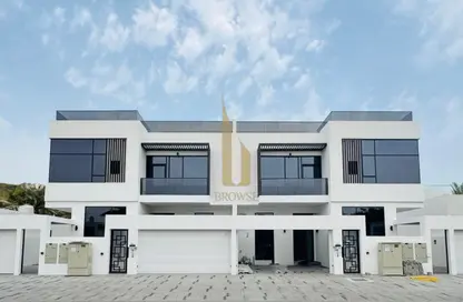 Villa - 6 Bedrooms - 6 Bathrooms for rent in Jumeirah 1 Villas - Jumeirah 1 - Jumeirah - Dubai