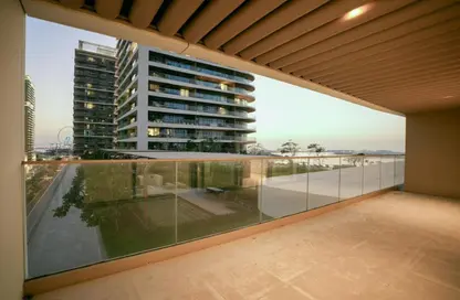 Apartment - 2 Bedrooms - 2 Bathrooms for sale in Grand Bleu Tower 1 - EMAAR Beachfront - Dubai Harbour - Dubai