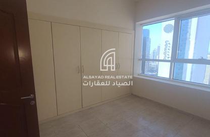 شقة - 2 غرف نوم - 3 حمامات للايجار في شارع التعاون الجديد - التعاون - الشارقة شقة - 2 غرف نوم - 3 حمامات للايجار في شارع التعاون الجديد - التعاون - الشارقة
