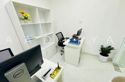 Office Space - Studio - 1 Bathroom for rent in Reem Residency - Al Karama - Dubai