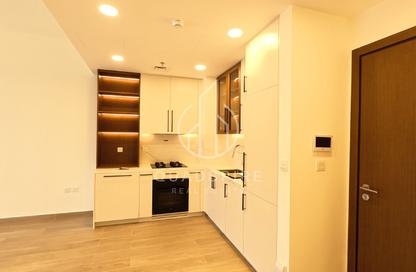 Apartment - 1 - 1 for rent in The Mayfair - Town Square - Dubai