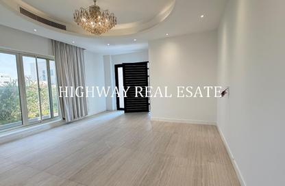 Villa - 5 - 7 for rent in Hoshi 1 - Hoshi - Al Badie - Sharjah