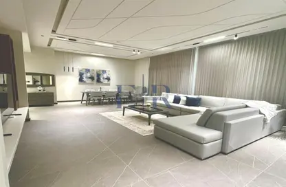 Apartment - 3 Bedrooms - 5 Bathrooms for sale in MBL Royal - Jumeirah Lake Towers - Dubai