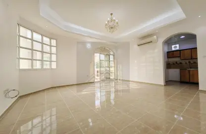 Apartment - 1 Bathroom for rent in Khalifa City - Abu Dhabi