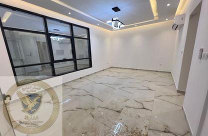 Townhouse - 3 Bedrooms - 3 Bathrooms for rent in Al Yasmeen 1 - Al Yasmeen - Ajman
