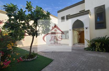 Villa - 3 Bedrooms - 4 Bathrooms for rent in District 5 - Jumeirah Park - Dubai