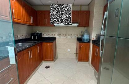 شقة - 2 - 4 للبيع في مساكن كورنيش عجمان - طريق كورنيش عجمان - عجمان
