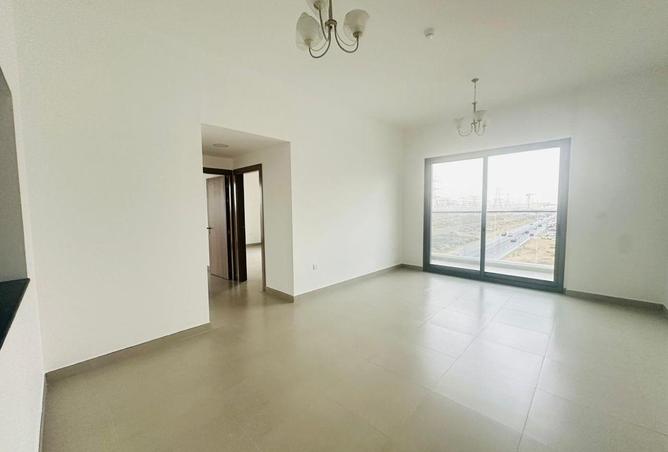 جديد تمامًا | مشرق وفسيح 2BHK | مرافق كاملة