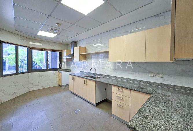 122434913 - Property Image 3
