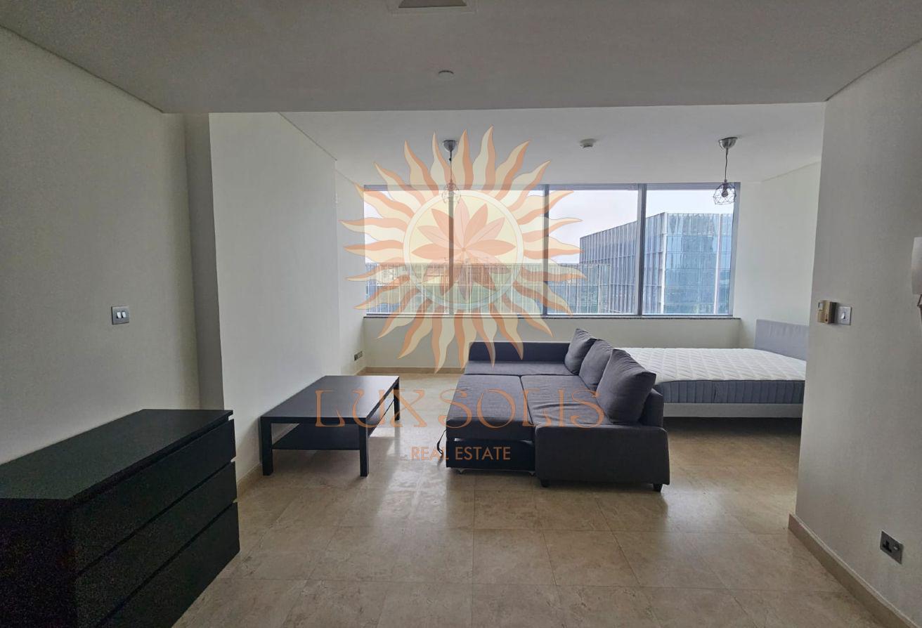 BRAND NEW INTERIOR | CITY VIEW | FURNISHED photo 2