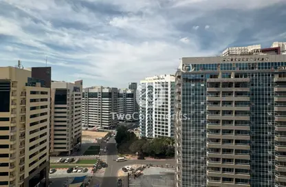 شقة - 1 حمام للايجار في مساكن النخبة رقم 1 - مساكن النخبة الرياضية - مدينة دبي الرياضية - دبي