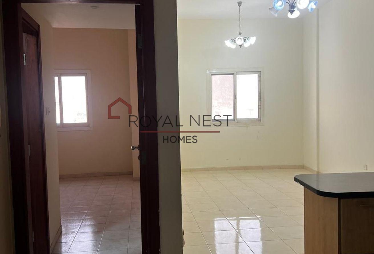 Road View | Ready To Move | Family Building photo 5