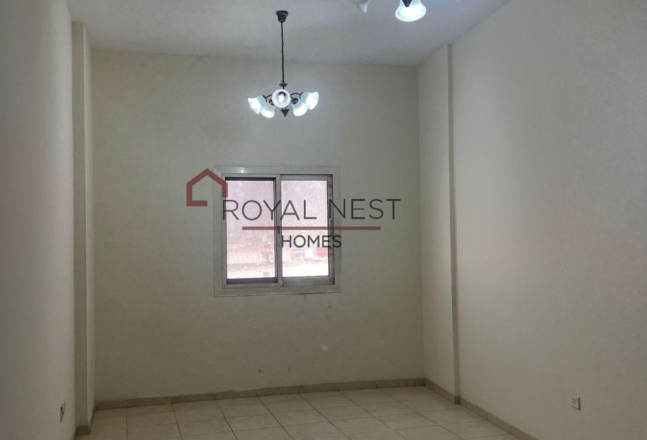 Road View | Ready To Move | Family Building photo 6