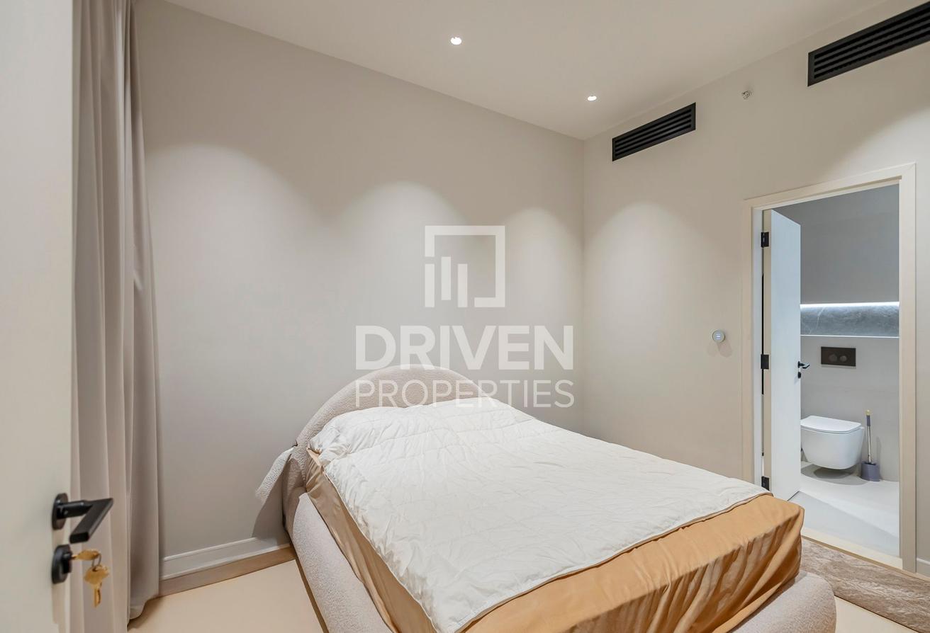 Modern Living | Spacious Layout | Prime Location photo 9
