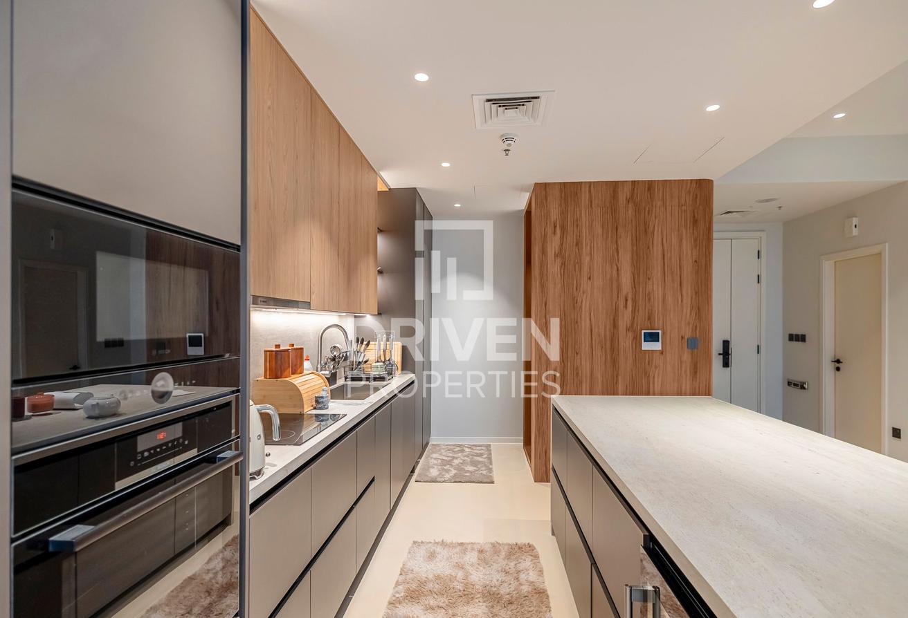 Modern Living | Spacious Layout | Prime Location photo 12