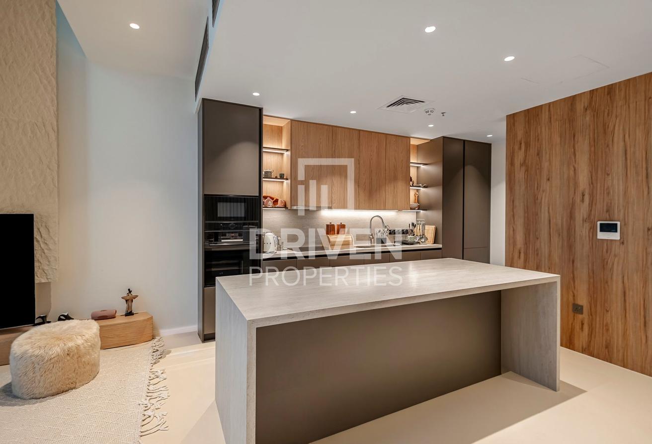 Modern Living | Spacious Layout | Prime Location photo 13