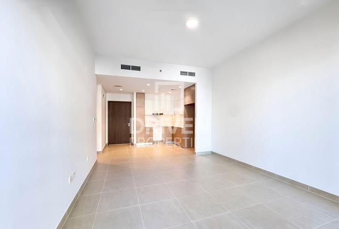 106414390 - Property Image 3