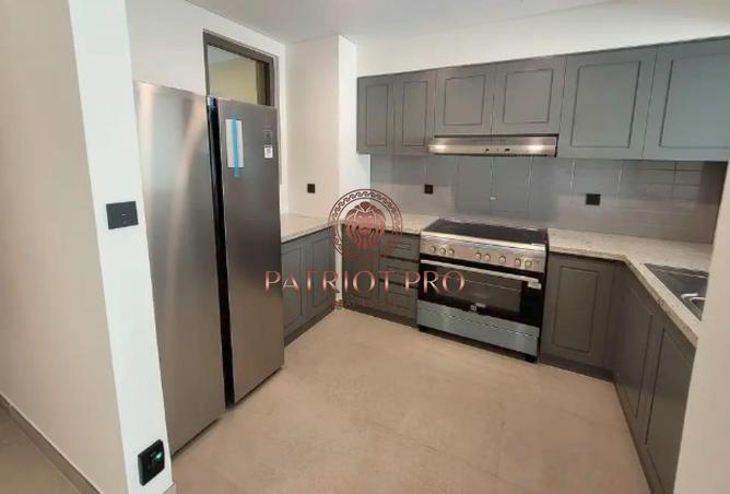 100827711 - Property Image 3