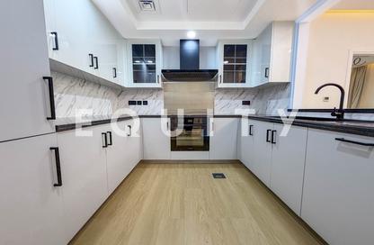 Apartment - 1 Bedroom - 2 Bathrooms for sale in 29 Burj Boulevard Tower 2 - 29 Burj Boulevard - Downtown Dubai - Dubai