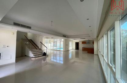 Villa - 5 Bedrooms - 7 Bathrooms for rent in Jumeirah 1 Villas - Jumeirah 1 - Jumeirah - Dubai Villa - 5 Bedrooms - 7 Bathrooms for rent in Jumeirah 1 Villas - Jumeirah 1 - Jumeirah - Dubai