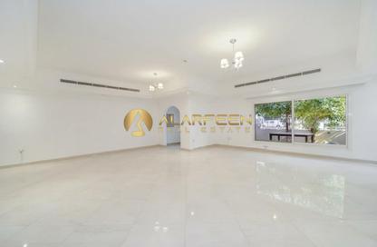 Villa - 4 - 6 for rent in Garden Lane Villas - District 15 - Jumeirah Village Circle - Dubai Villa - 4 - 6 for rent in Garden Lane Villas - District 15 - Jumeirah Village Circle - Dubai