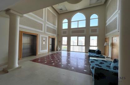 Apartment - 5 Bedrooms - 4 Bathrooms for rent in Al Das - Shoreline Apartments - Palm Jumeirah - Dubai