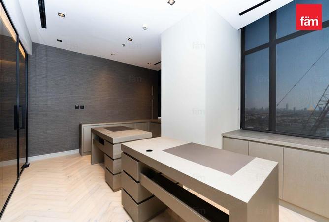 74241213 - Property Image 2