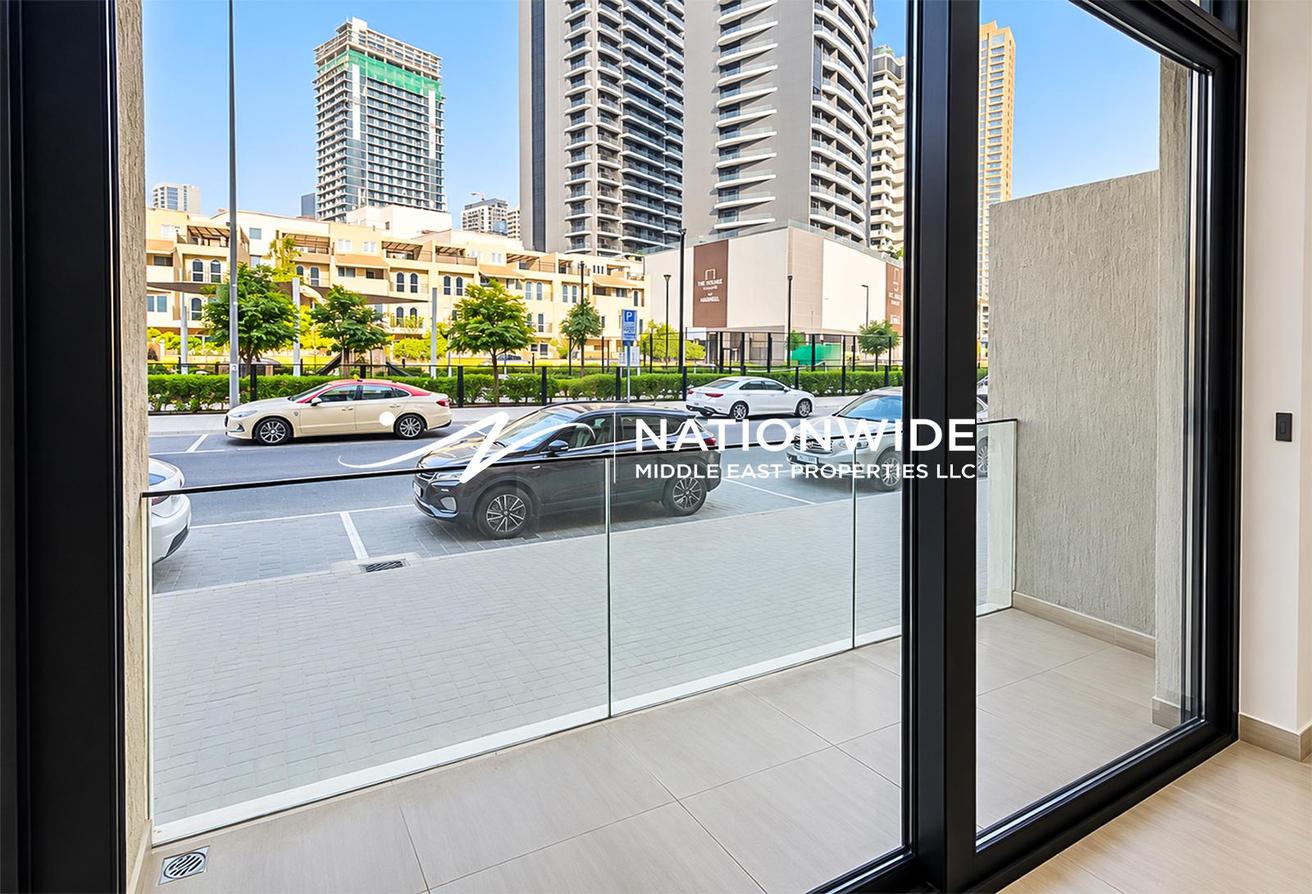 Spacious Studio | Ready to Move In | Unfurnished photo 5