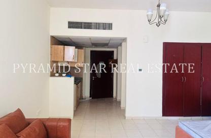 Apartment - Studio - 1 Bathroom for rent in Building X11 - England Cluster - International City - Dubai