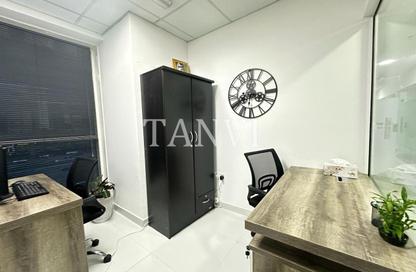 Office Space - Studio - 1 Bathroom for rent in Aspin Tower - Sheikh Zayed Road - Dubai