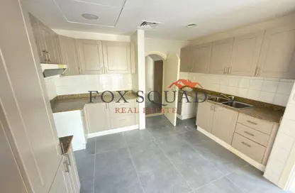 فيلا - 2 غرف نوم - 3 حمامات للايجار في الينابيع 12 - الينابيع - دبي