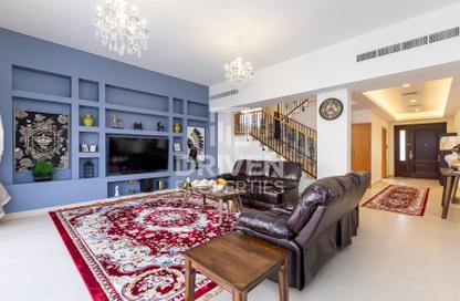 Villa - 4 Bedrooms - 5 Bathrooms for rent in Nad Al Sheba 3 - Nad Al Sheba - Dubai Villa - 4 Bedrooms - 5 Bathrooms for rent in Nad Al Sheba 3 - Nad Al Sheba - Dubai