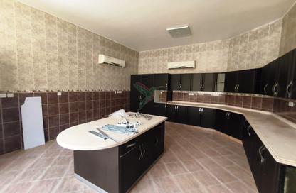 Villa - 3 Bedrooms - 6 Bathrooms for rent in Shaab Al Askar - Zakher - Al Ain