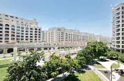 Apartment - 1 Bedroom - 2 Bathrooms for rent in Al Khushkar - Shoreline Apartments - Palm Jumeirah - Dubai