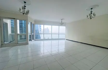 Apartment - 3 Bedrooms - 4 Bathrooms for rent in Al Majaz 2 - Al Majaz - Sharjah