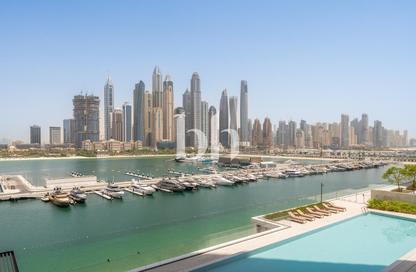 Apartment - 2 Bedrooms - 2 Bathrooms for rent in Palace Beach Residence Tower 2 - Palace Beach Residence - Emaar Beachfront - Dubai Harbour - Dubai