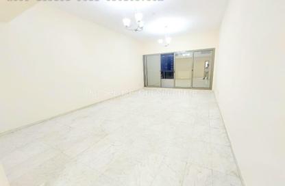 Apartment - 3 Bedrooms - 3 Bathrooms for rent in New Al Taawun Road - Al Taawun - Sharjah