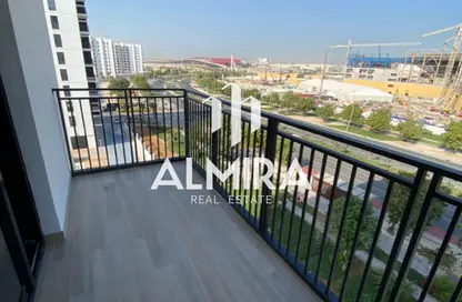 Apartment - 3 Bedrooms - 4 Bathrooms for sale in Waters Edge - Yas Island - Abu Dhabi