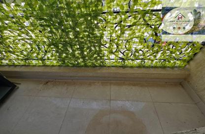 Apartment - 2 Bedrooms - 2 Bathrooms for rent in Al Qulaya'ah - Al Sharq - Sharjah Apartment - 2 Bedrooms - 2 Bathrooms for rent in Al Qulaya'ah - Al Sharq - Sharjah