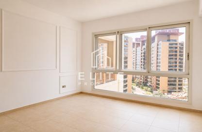 Apartment - 3 - 4 for rent in Marina Residences 6 - Marina Residences - Palm Jumeirah - Dubai