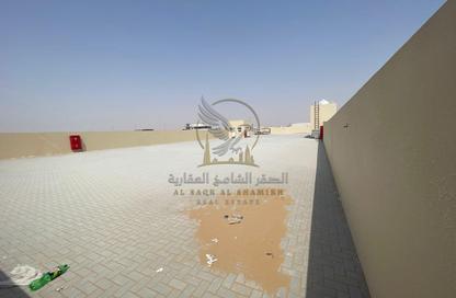 Land - Studio for rent in Al Sajaa S - Al Sajaa - Sharjah