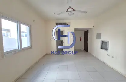 Apartment - Studio - 1 Bathroom for rent in Muwailih Building - Muwaileh - Sharjah