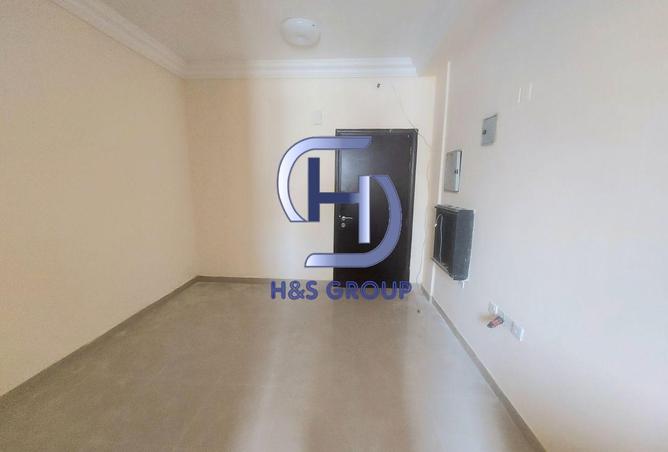 77363618 - Property Image 3