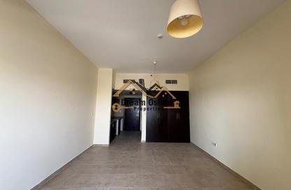 Apartment - Studio - 1 for rent in Silicon Gates 1 - Silicon Gates - Dubai Silicon Oasis - Dubai