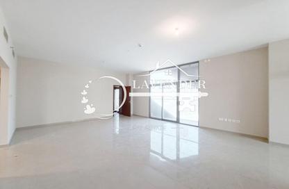Apartment - 3 - 4 for rent in Al Reem Bay Towers 1 - Najmat Abu Dhabi - Al Reem Island - Abu Dhabi Apartment - 3 - 4 for rent in Al Reem Bay Towers 1 - Najmat Abu Dhabi - Al Reem Island - Abu Dhabi