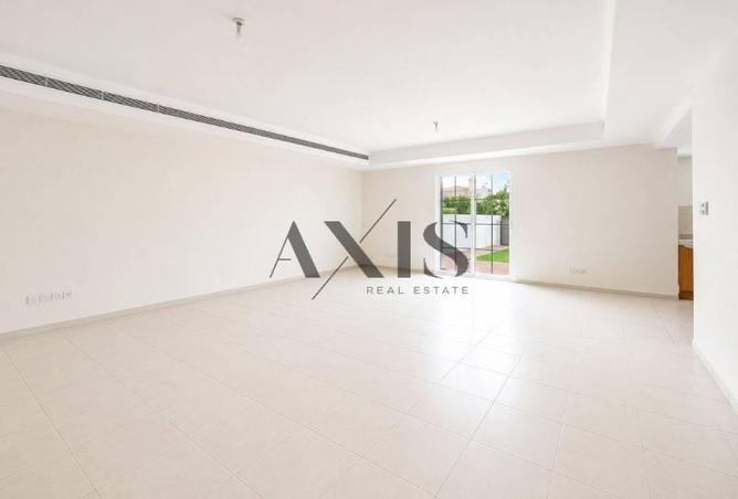 104669475 - Property Image 2