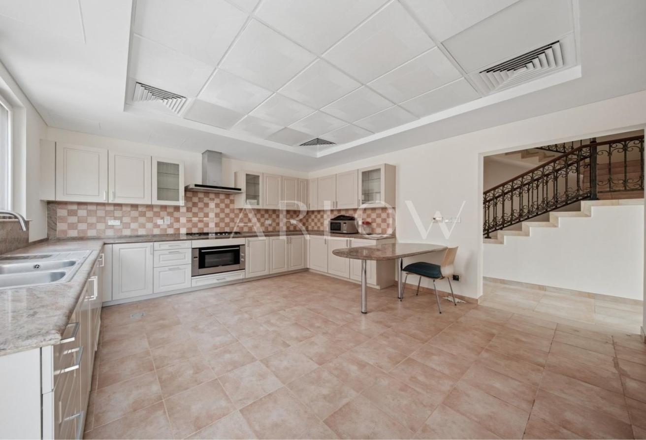 Stunning Golf Views | Huge Pool and Plot photo 4