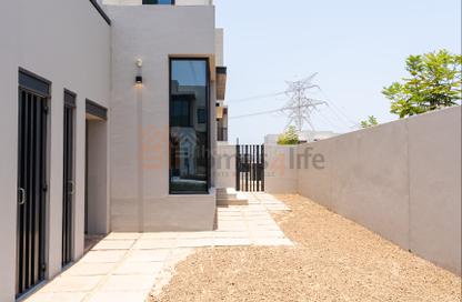Townhouse - 4 - 5 for rent in Jebel Ali Village Townhouses - Jebel Ali Village - Jebel Ali - Dubai